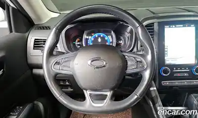 Renault QM6 2023 2.0 Автомат в Москве № 222437, миниатюра 4