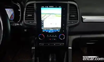 Renault QM6 2023 2.0 Автомат в Москве № 222437, миниатюра 9