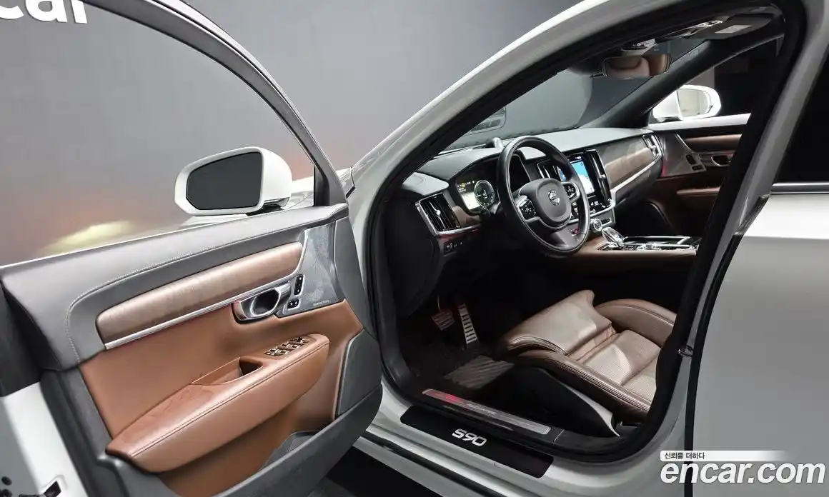 Volvo S90 2021 2.0 Автомат в Москве № 230625, фото 14