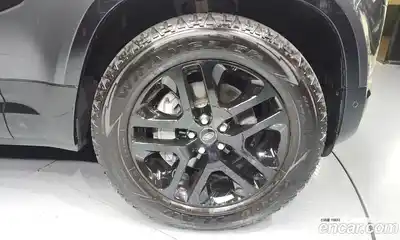 Land Rover Defender, 2024