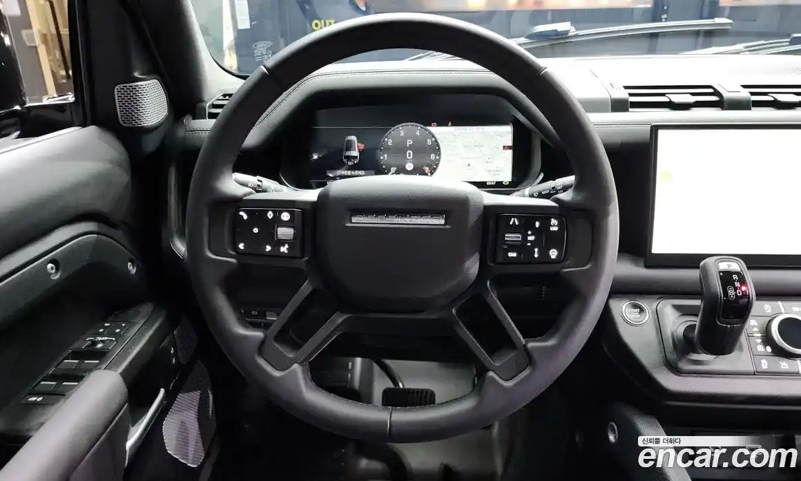 Land Rover Defender 2024 3.0 Автомат в Москве № 231134, фото 15