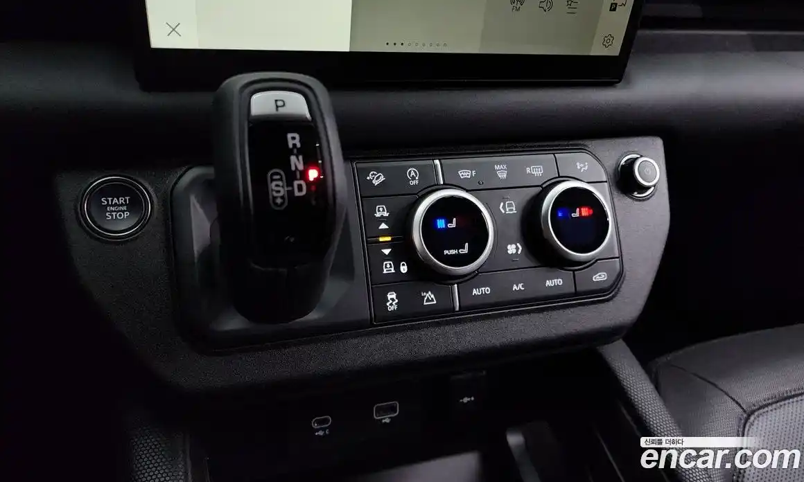 Land Rover Defender 2024 3.0 Автомат в Москве № 231134, фото 19