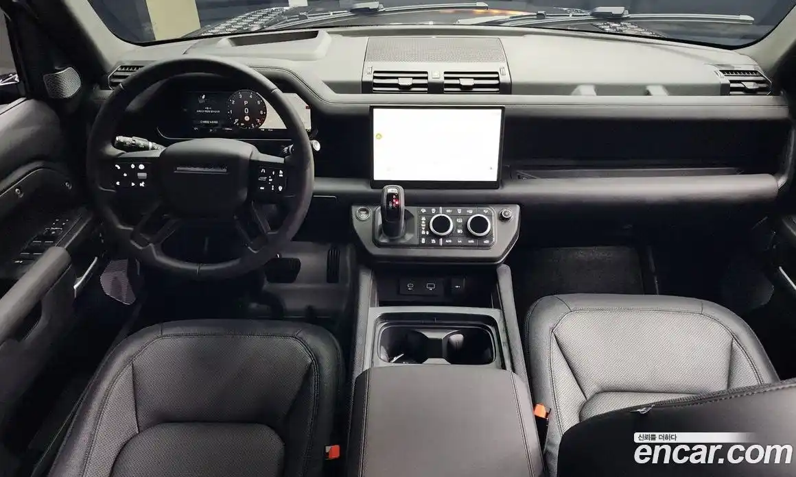 Land Rover Defender 2024 3.0 Автомат в Москве № 231134, фото 9