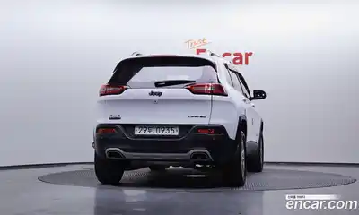 Jeep Cherokee 2014 2.0 Автомат в Москве № 232727, миниатюра 11