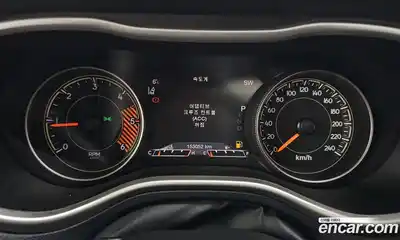 Jeep Cherokee 2014 2.0 Автомат в Москве № 232727, миниатюра 6