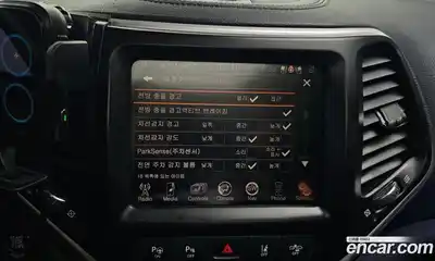 Jeep Cherokee 2014 2.0 Автомат в Москве № 232727, миниатюра 8