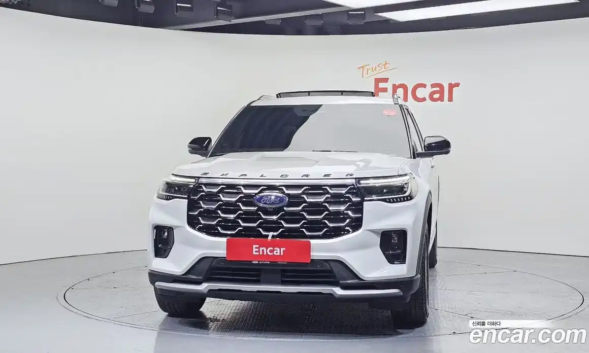 Ford Explorer 2025 2.3 Автомат в Москве № 233139, фото 15