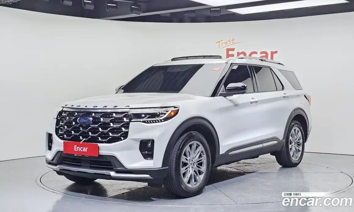 Ford Explorer 2025 2.3 Автомат в Москве № 233139, фото 5