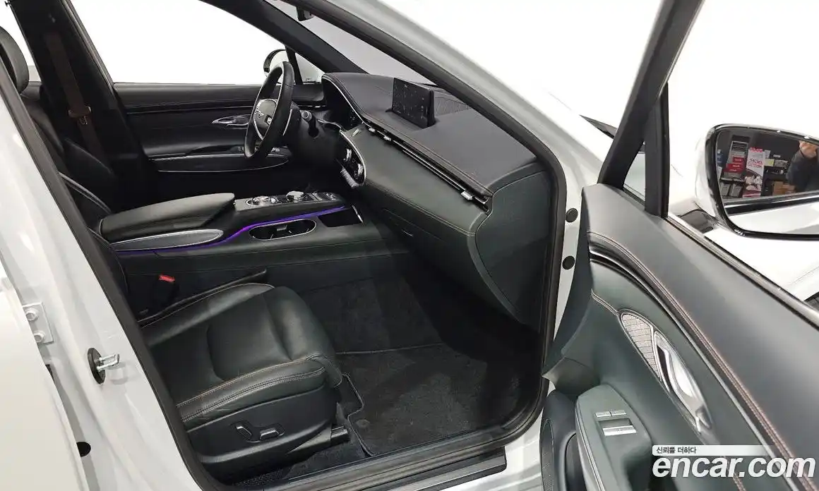 Genesis GV70 2021 2.5 Автомат в Москве № 23607, фото 6