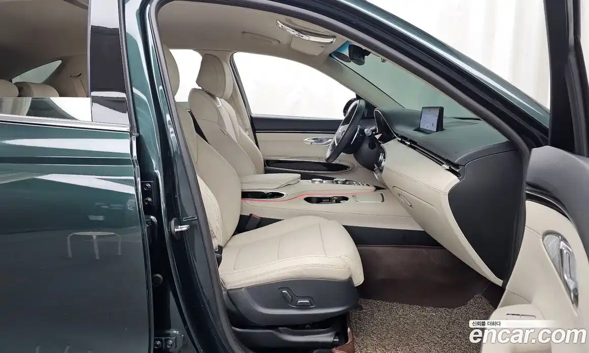 Genesis GV70 2021 2.2 Автомат в Москве № 23906, фото 19