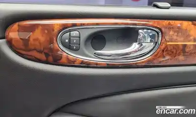 Jaguar Daimler 2007 4.2 Автомат в Москве № 256075, миниатюра 2