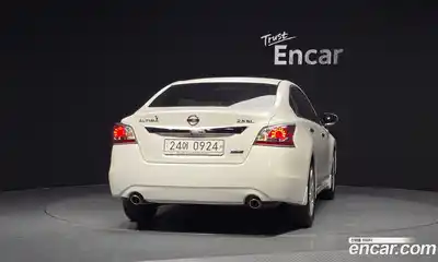 Nissan Altima, 2016
