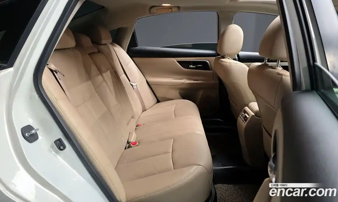 Nissan Altima 2016 2.5 Автомат в Москве № 263494, фото 20