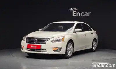 Nissan Altima 2016 2.5 Автомат в Москве № 263494, миниатюра 2