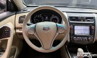 Nissan Altima 2016 2.5 Автомат в Москве № 263494, миниатюра 10