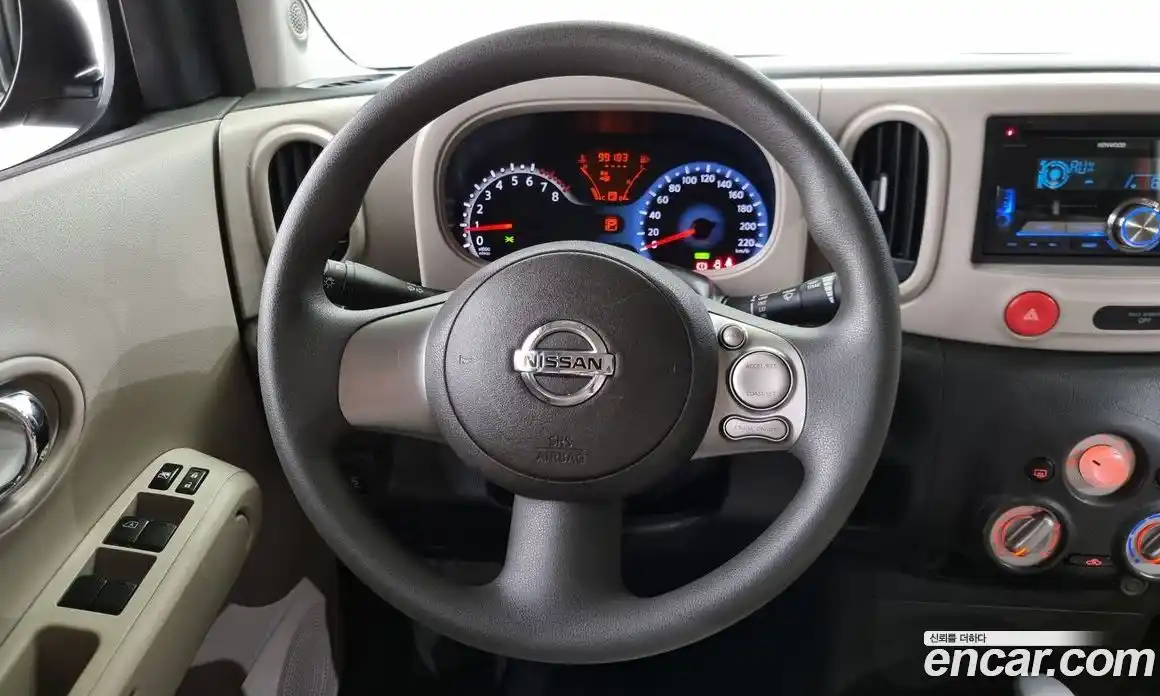 Nissan Cube 2011 1.8 Автомат в Москве № 263504, фото 9