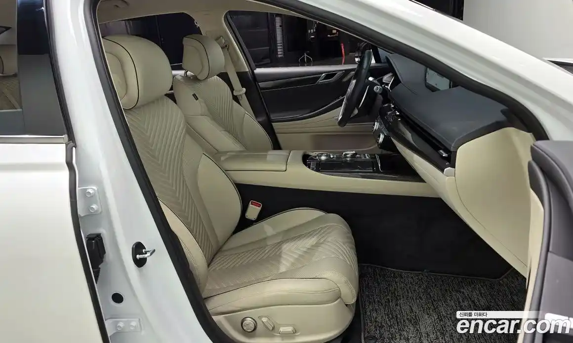 Genesis G80 2024 2.5 Автомат в Москве № 27058, фото 18