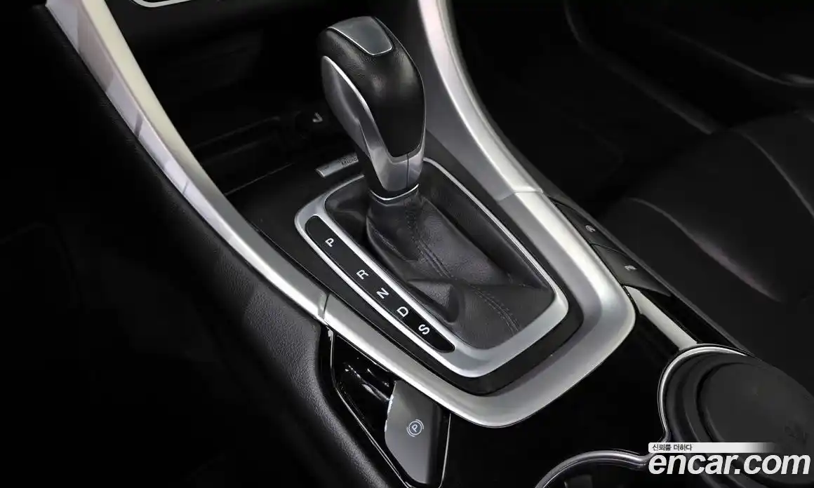 Ford Mondeo 2015 2.0 Автомат в Москве № 281644, фото 15