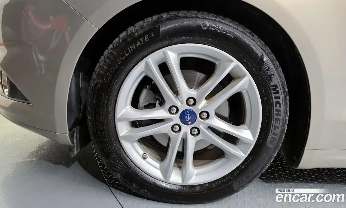 Ford Mondeo 2015 2.0 Автомат в Москве № 281644, фото 9