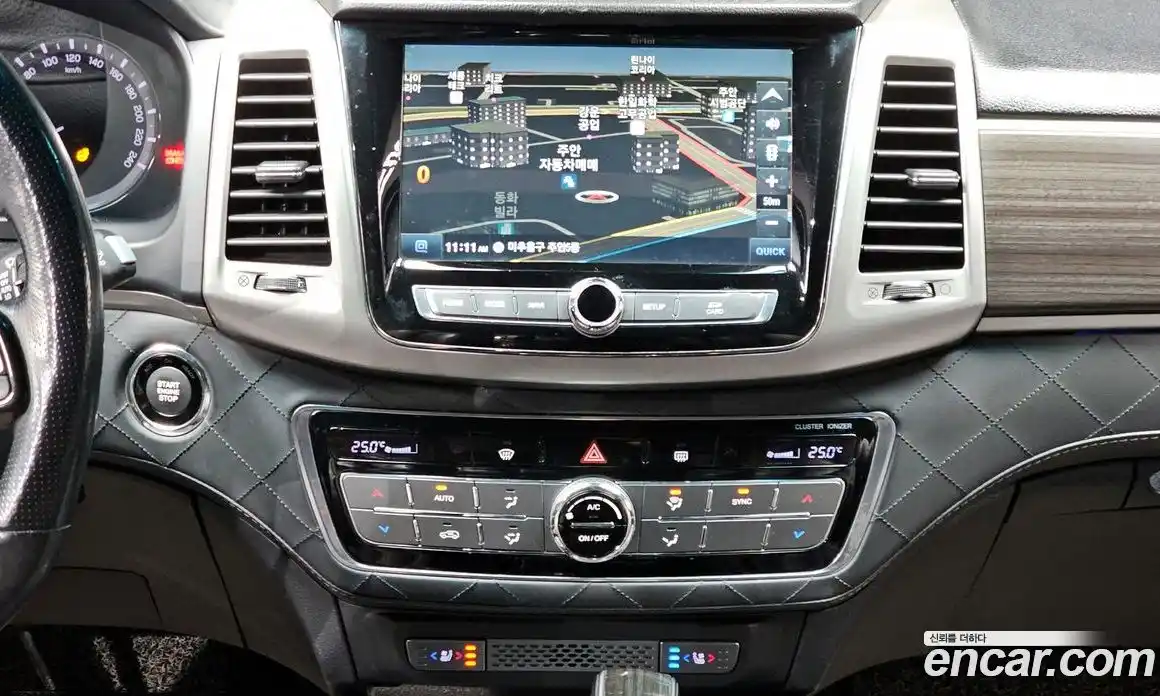 SsangYong Rexton 2018 2.2 Автомат в Москве № 28272, фото 2