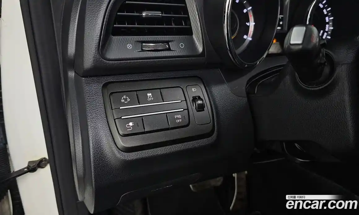 SsangYong TIBOLI 2017 1.6 Автомат в Москве № 29138, фото 18