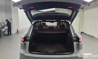 Porsche Cayenne 2023 3.0 Автомат в Москве № 294088, миниатюра 12