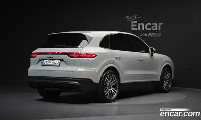 Porsche Cayenne 2023 3.0 Автомат в Москве № 294088, миниатюра 4