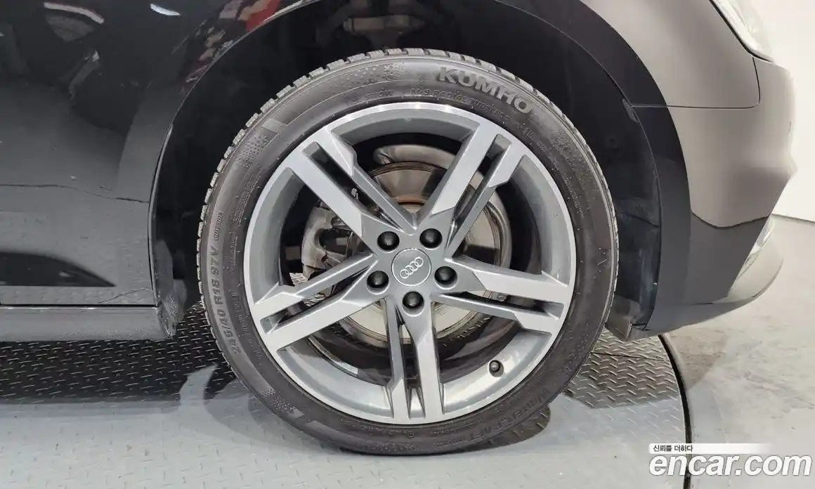 Audi A4 2019 2.0 Автомат в Москве № 311992, фото 16