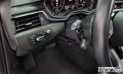 Audi A4 2019 2.0 Автомат в Москве № 311992, миниатюра 5