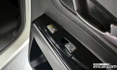 SsangYong Korando 2024 1.5 Автомат в Москве № 32444, миниатюра 11