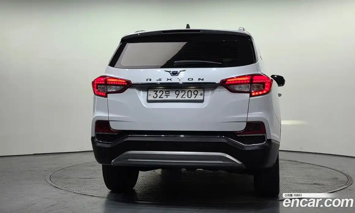 SsangYong Rexton 2018 2.2 Автомат в Москве № 34412, фото 12