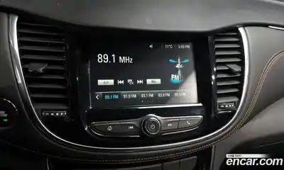 Chevrolet Trax 2018 1.4 Автомат в Москве № 38746, миниатюра 2