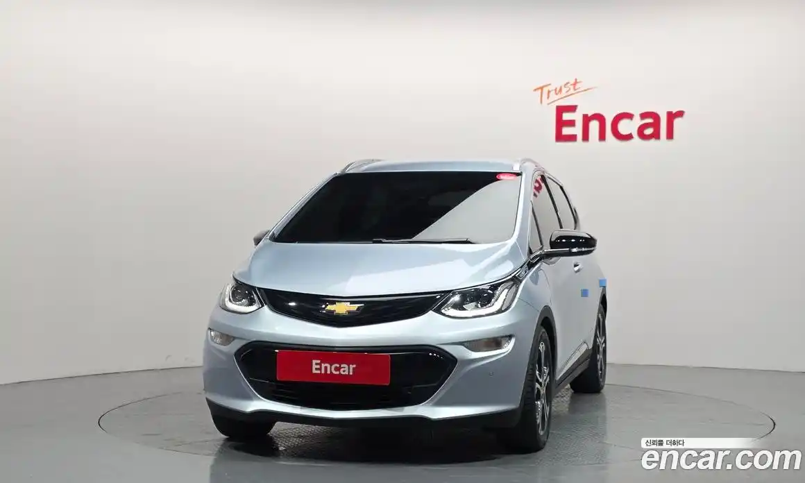 Chevrolet Bolt EV 2018 0.2 Автомат в Москве № 39014, фото 1