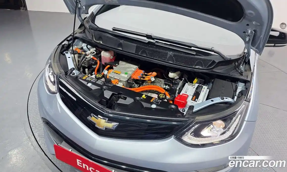 Chevrolet Bolt EV 2018 0.2 Автомат в Москве № 39014, фото 3