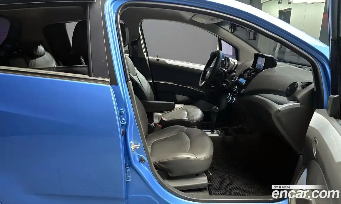 Chevrolet Spark 2014 1.0 Автомат в Москве № 41084, фото 18