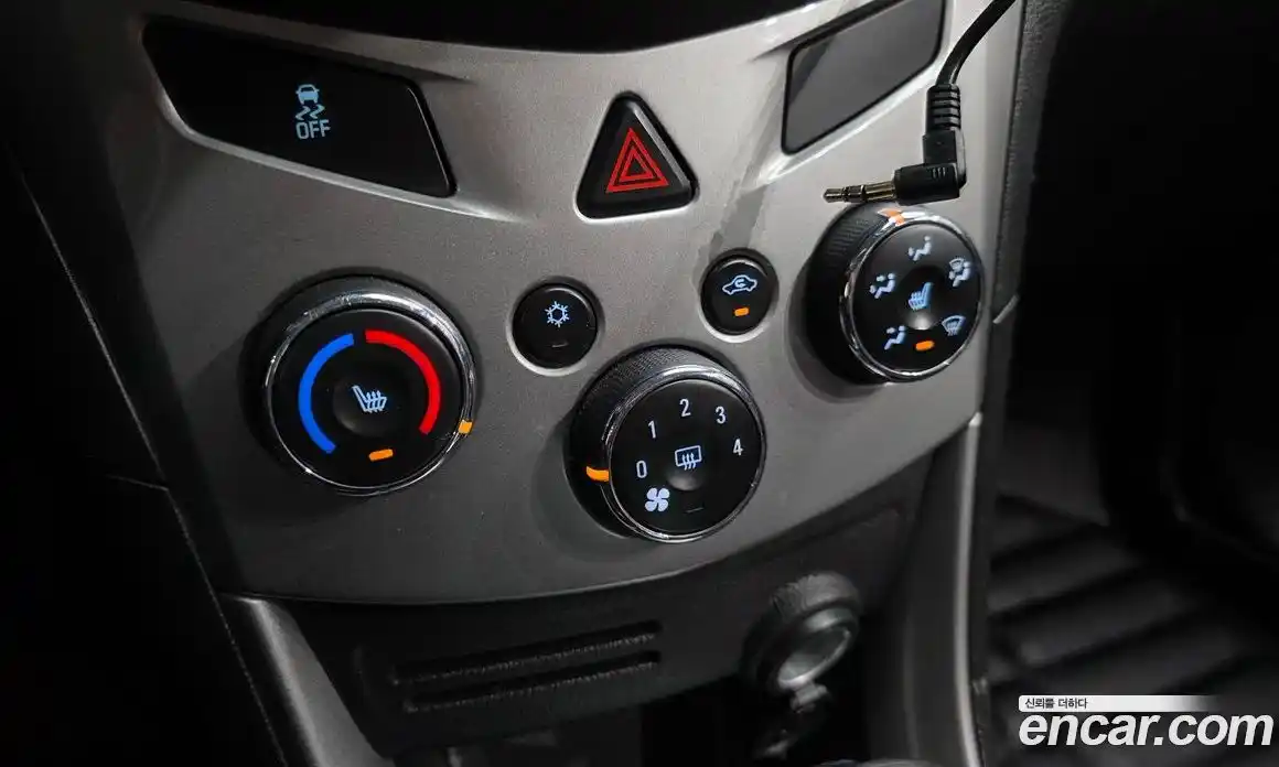 Chevrolet Trax 2014 1.4 Автомат в Москве № 41150, фото 19