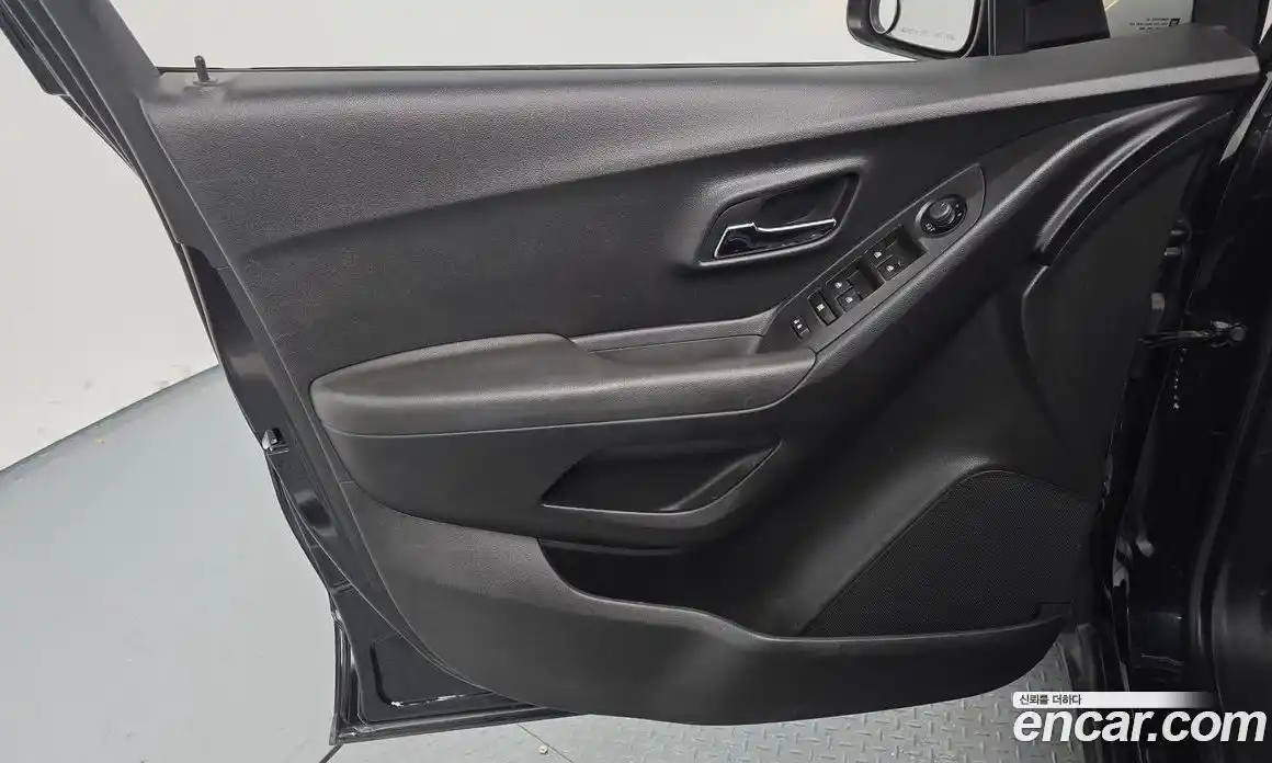 Chevrolet Trax 2014 1.4 Автомат в Москве № 41150, фото 20