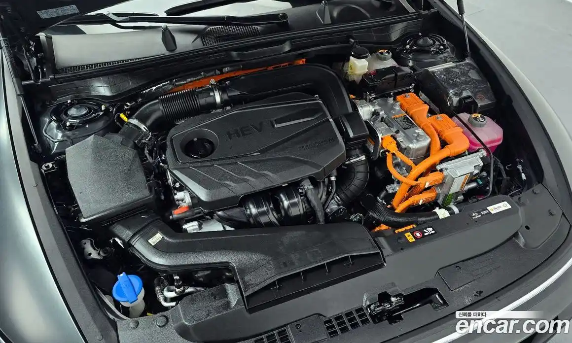 Hyundai Sonata 2024 2.0 Автомат в Москве № 46658, фото 3