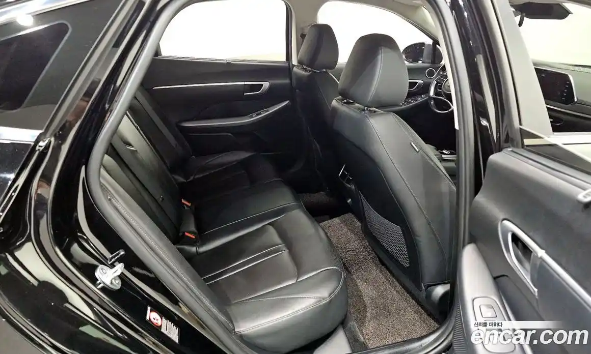 Hyundai Sonata 2020 2.0 Автомат в Москве № 47183, фото 5