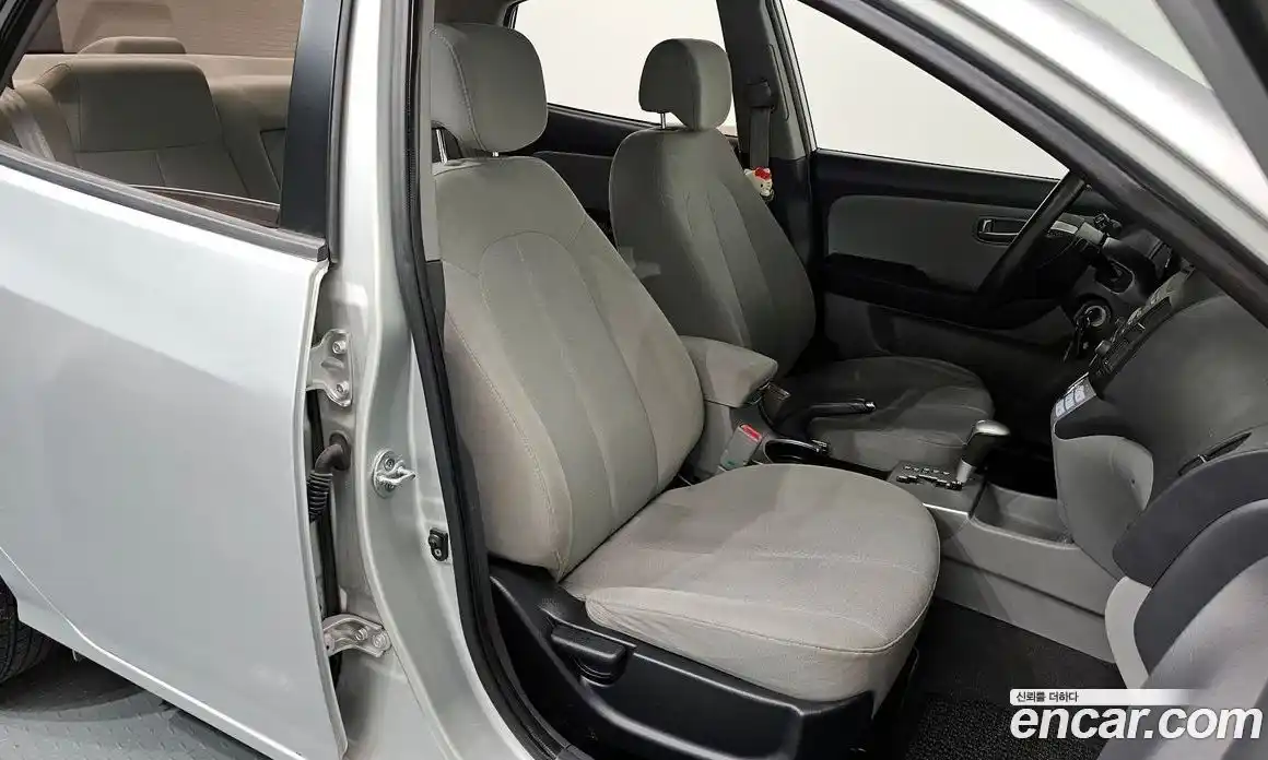 Hyundai Avante 2009 1.6 Автомат в Москве № 5024, фото 11