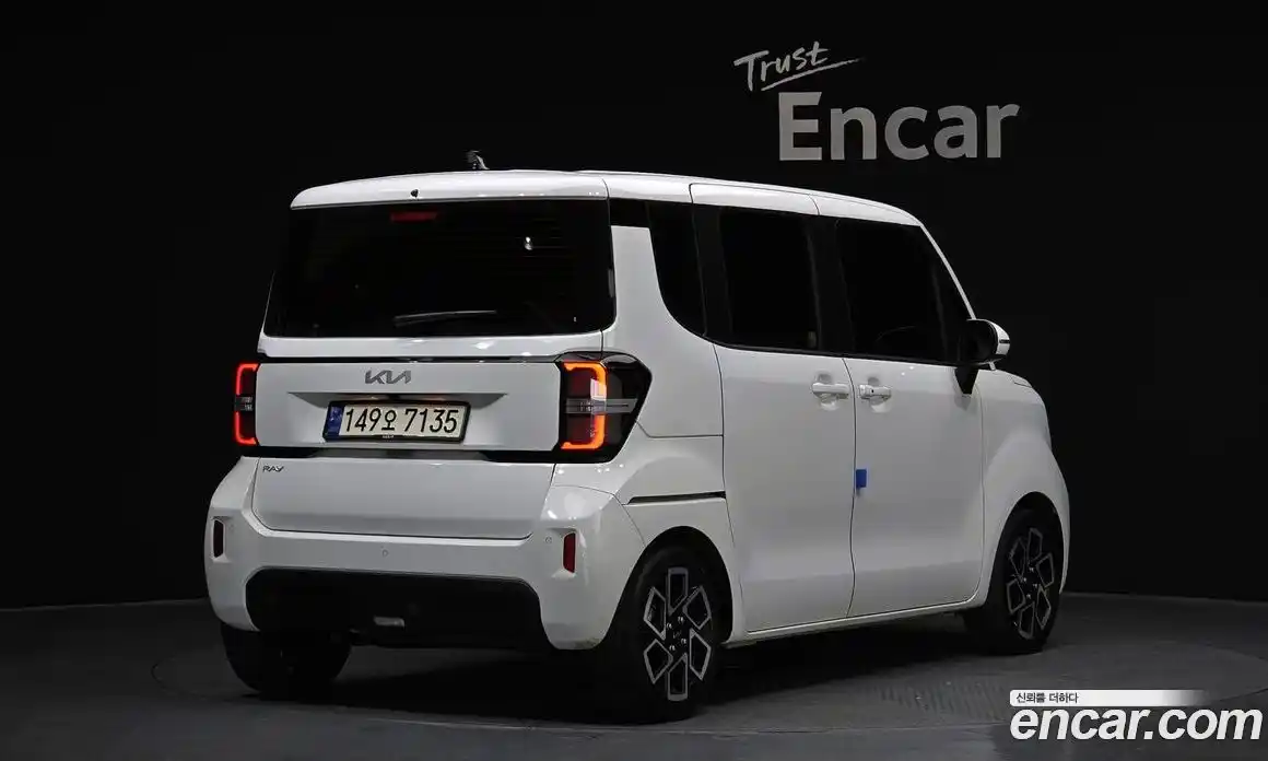 Kia Ray 2024 1.0 Автомат в Москве № 50919, фото 11