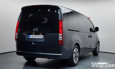 Hyundai Staria, 2023