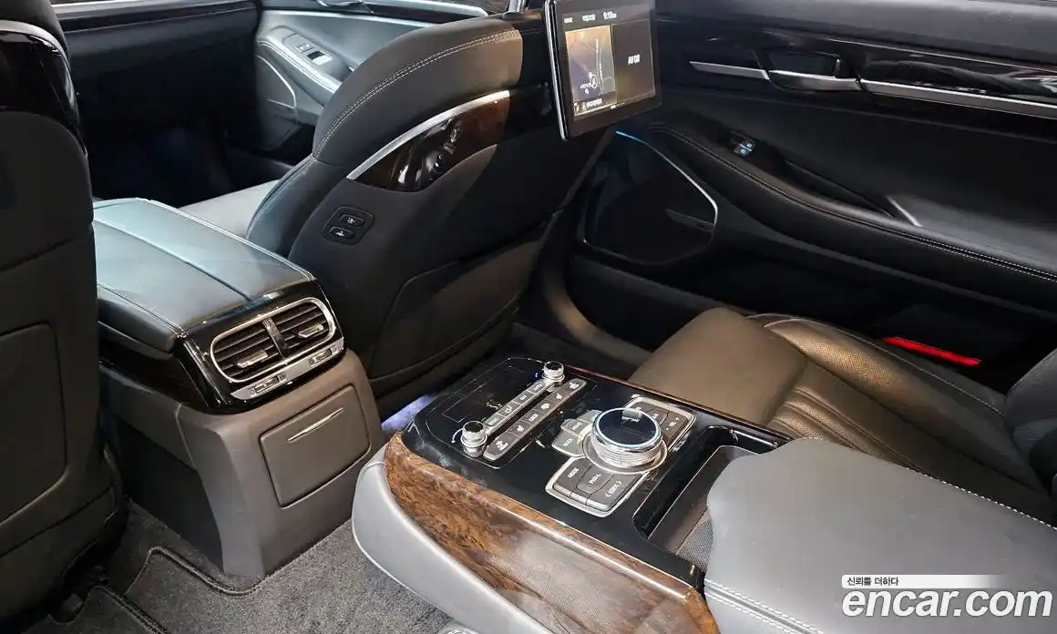 Genesis G90 2019 3.8 Автомат в Москве № 84140, фото 4