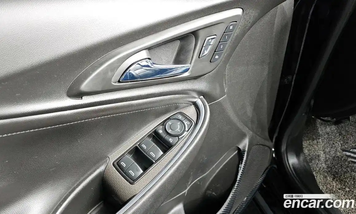 Chevrolet Malibu 2017 1.8 Автомат в Москве № 99838, фото 13