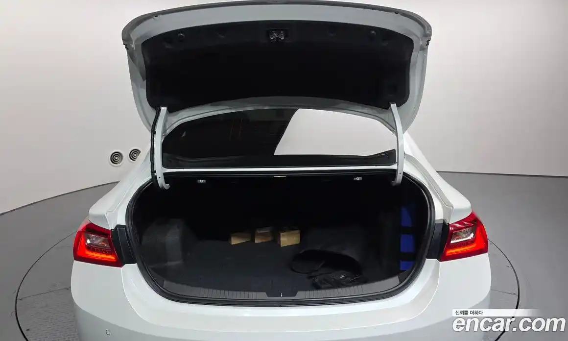 Chevrolet Malibu 2017 2.0 Автомат в Москве № 99859, фото 16