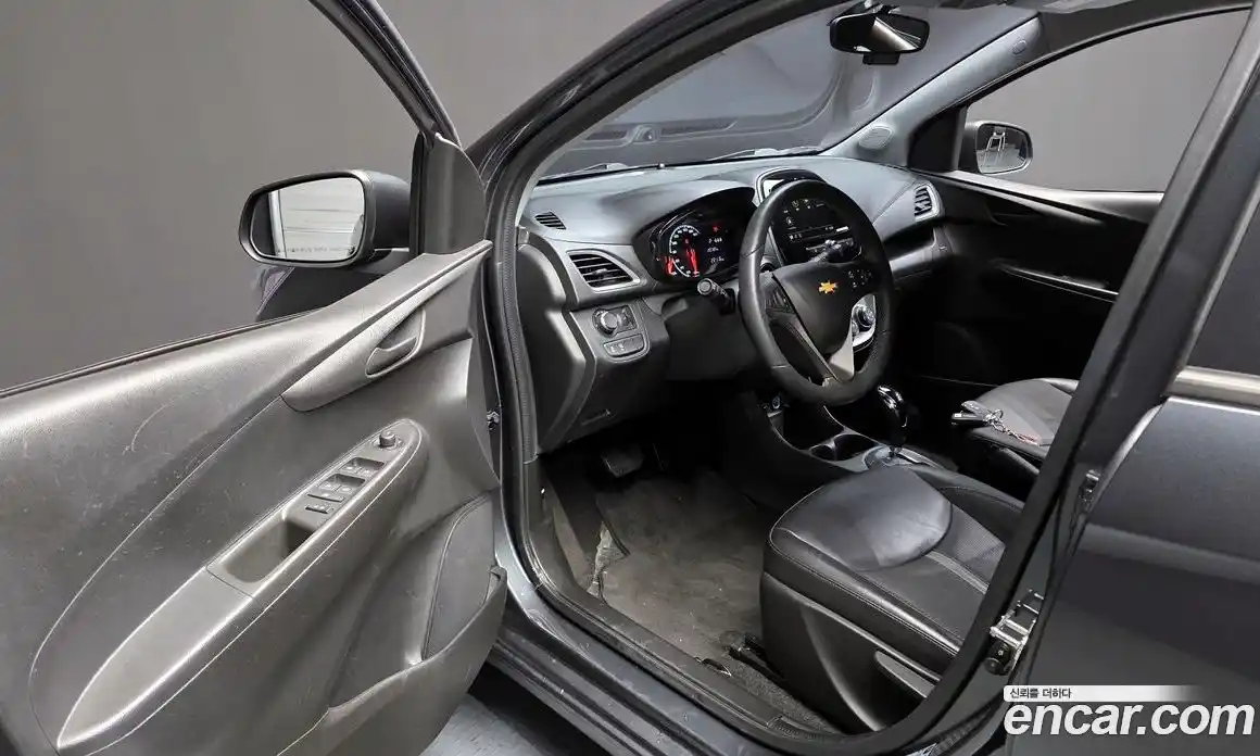 Chevrolet Spark 2021 1.0 Автомат в Москве № 99970, фото 4