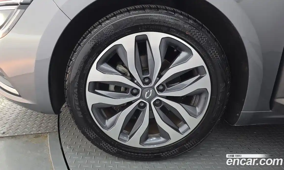 Renault SM6 2017 2.0 Автомат в Москве № 106444, фото 9