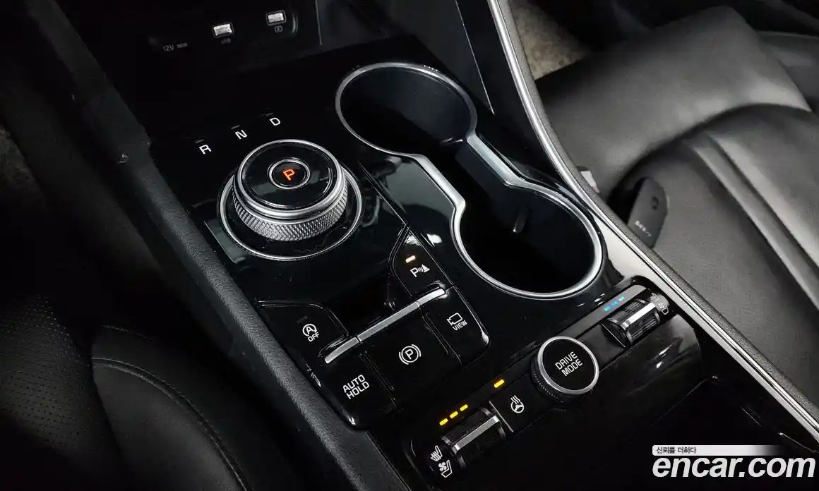 Kia K5 2023 2.0 Автомат в Москве № 10682, фото 1