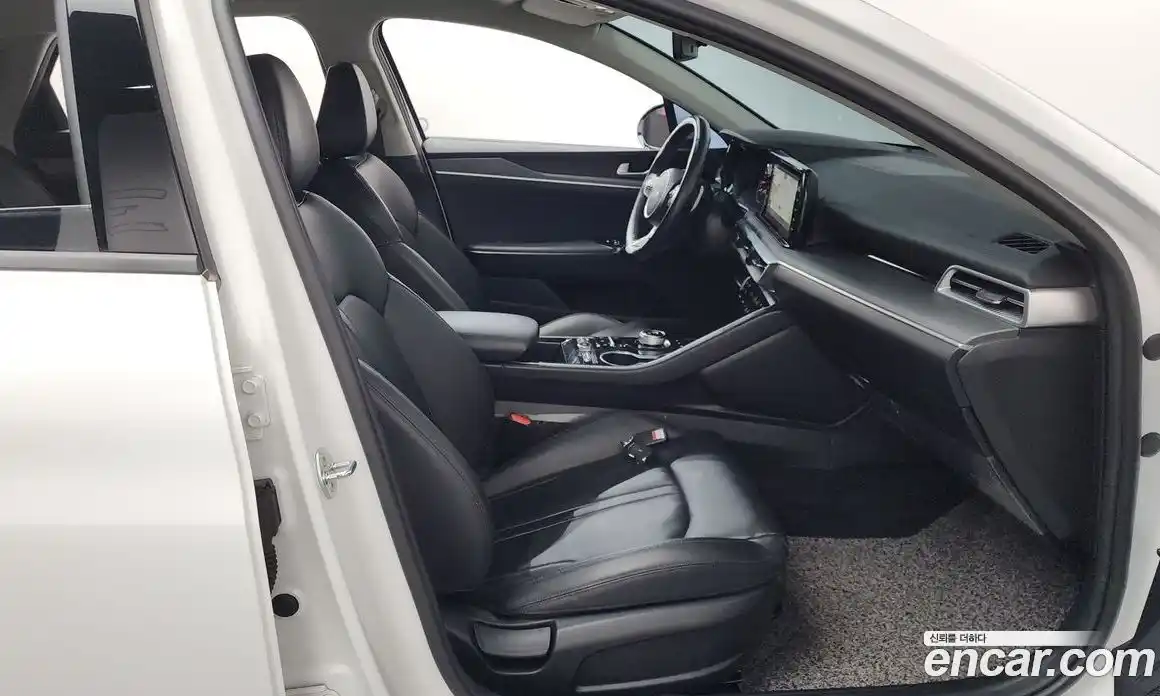 Kia K5 2023 2.0 Автомат в Москве № 10682, фото 5