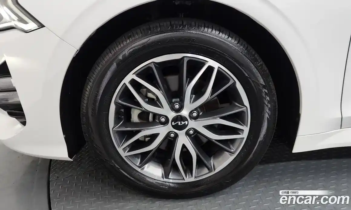 Kia K5 2023 2.0 Автомат в Москве № 10682, фото 7